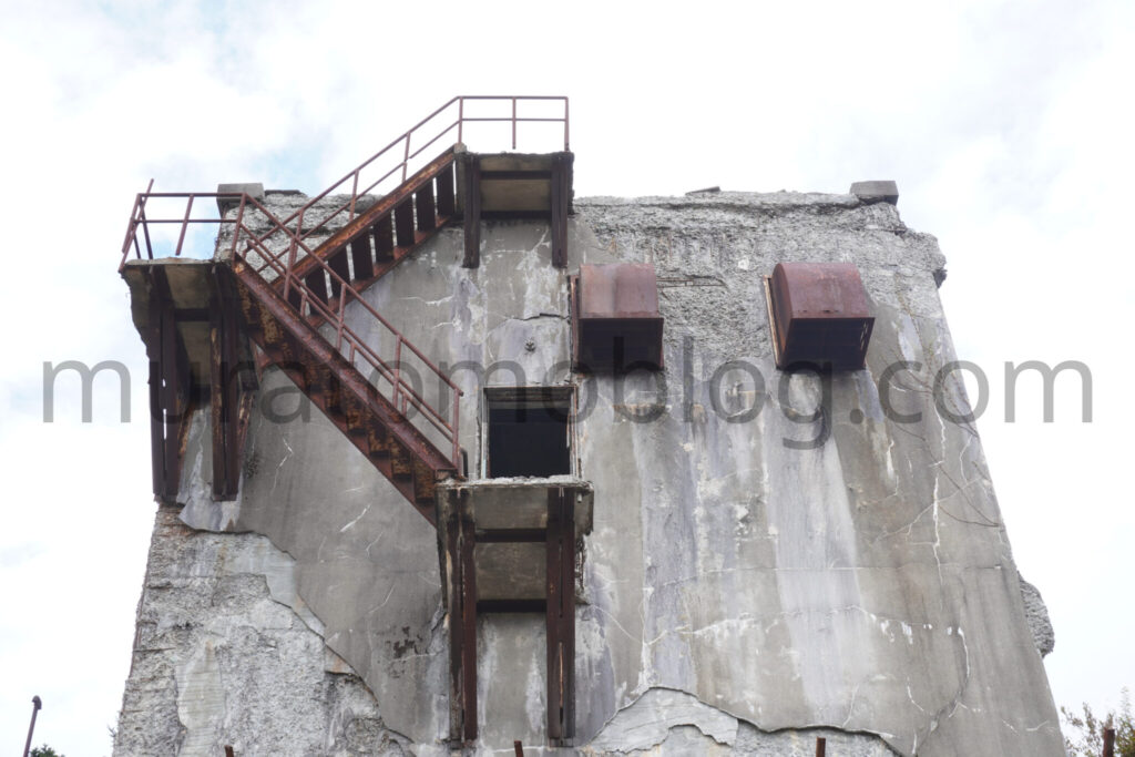 【高知県香美市】「松尾無線中継所(有沢無線中継所)」 行き方と現地レポ-2025年11月訪問