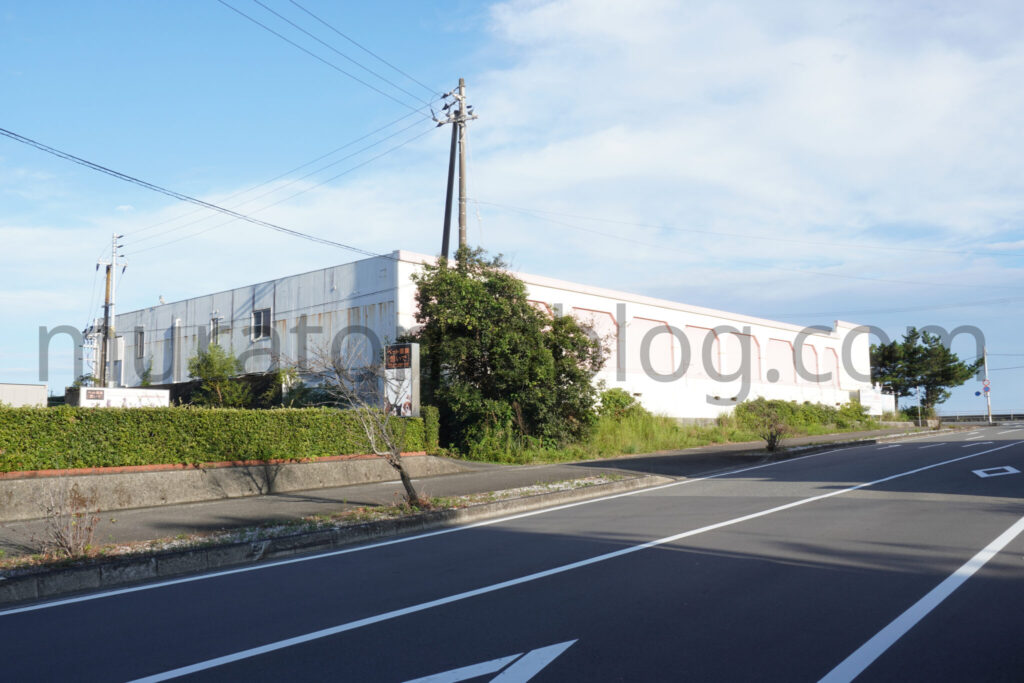 【高知県高知市】「ホテルピンクの子豚」閉業後の現地レポ-2025年9月訪問