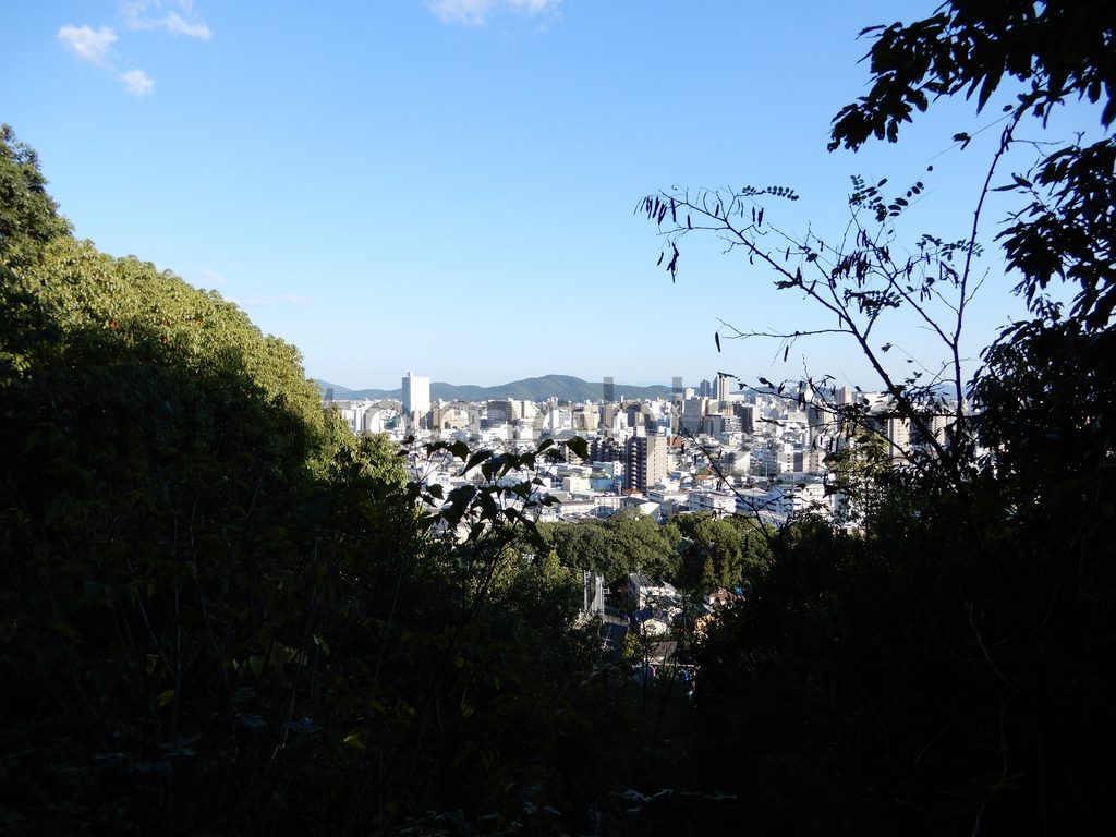 「京山遊歩道」と「岡山スカイガーデン」ロープウェイ山頂駅－2020年10月訪問