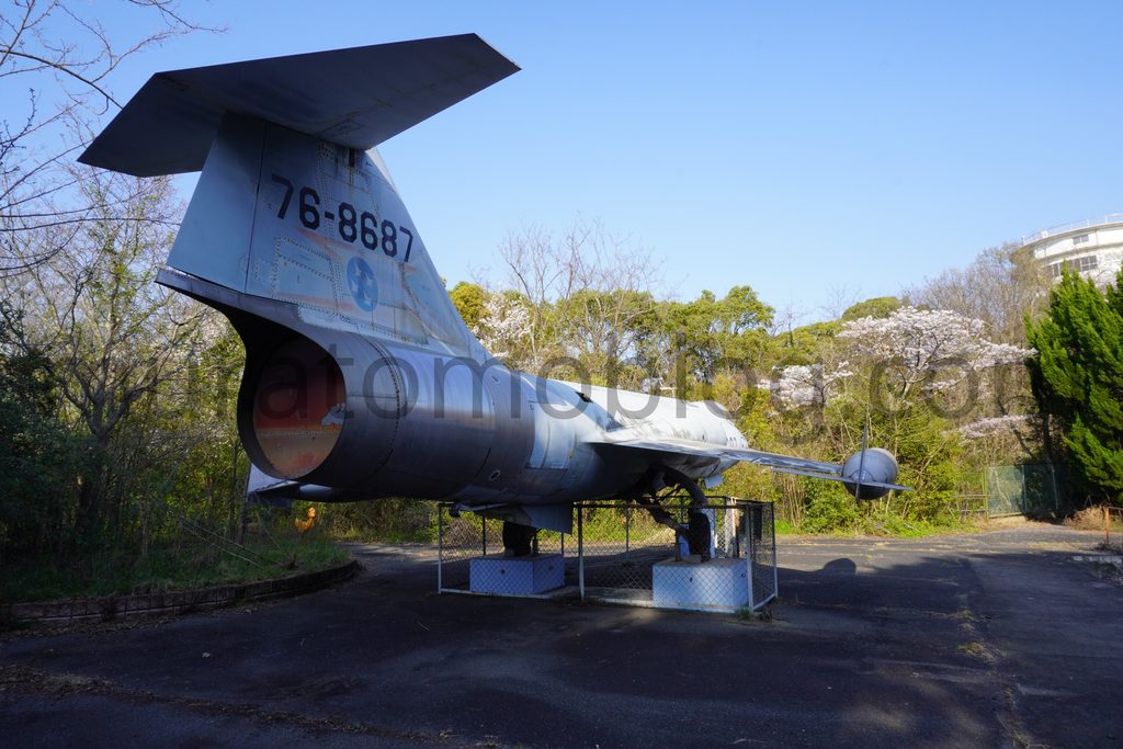 「岡山スカイガーデン」京山山頂の戦闘機を現地レポ-2023年3月訪問