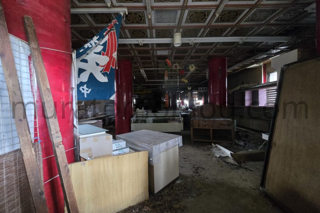 【高知県土佐清水市】「土佐足摺サンゴ博物館（竜宮城）」廃墟の現地レポ－2025年3月訪問