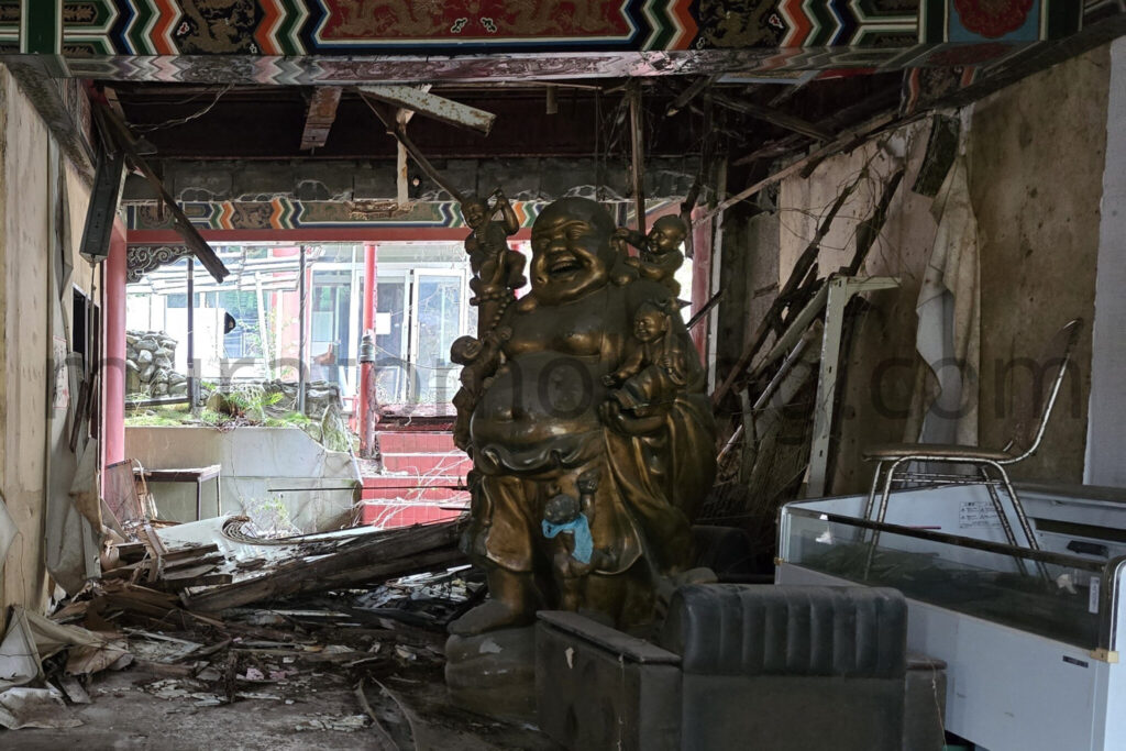 【高知県土佐清水市】「土佐足摺サンゴ博物館（竜宮城）」廃墟の現地レポ－2025年3月訪問