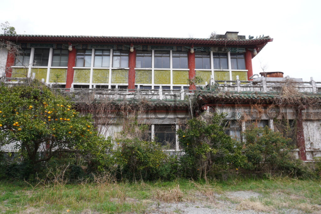 【高知県土佐清水市】「土佐足摺サンゴ博物館（竜宮城）」廃墟の現地レポ－2025年3月訪問