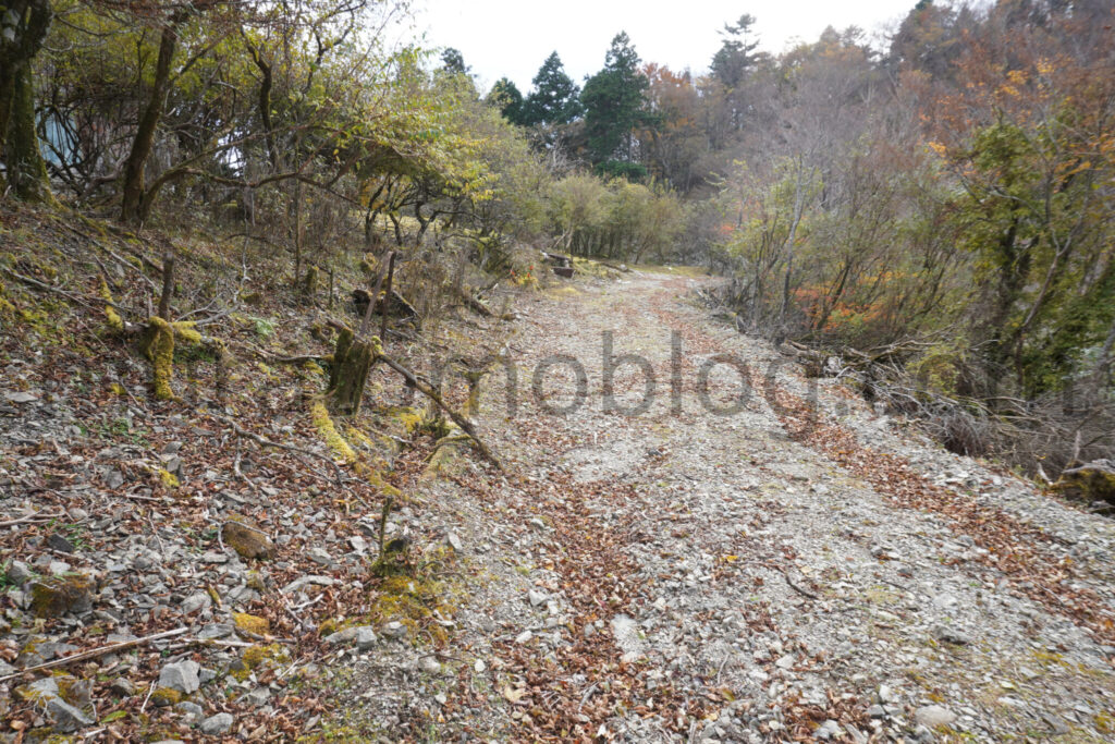 【高知県香美市】「松尾無線中継所(有沢無線中継所)」 行き方と現地レポ-2025年11月訪問