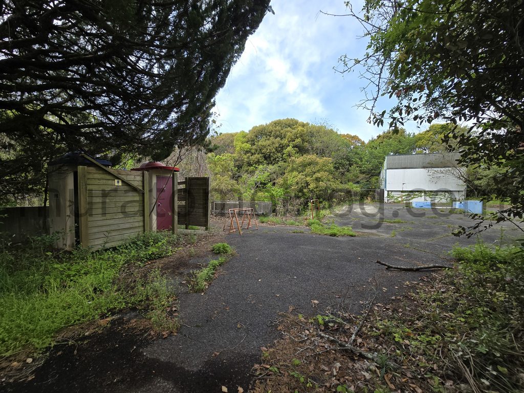 「岡山スカイガーデン」戦闘機撤去－遊歩道閉鎖後の現地レポ－2026年4月訪問